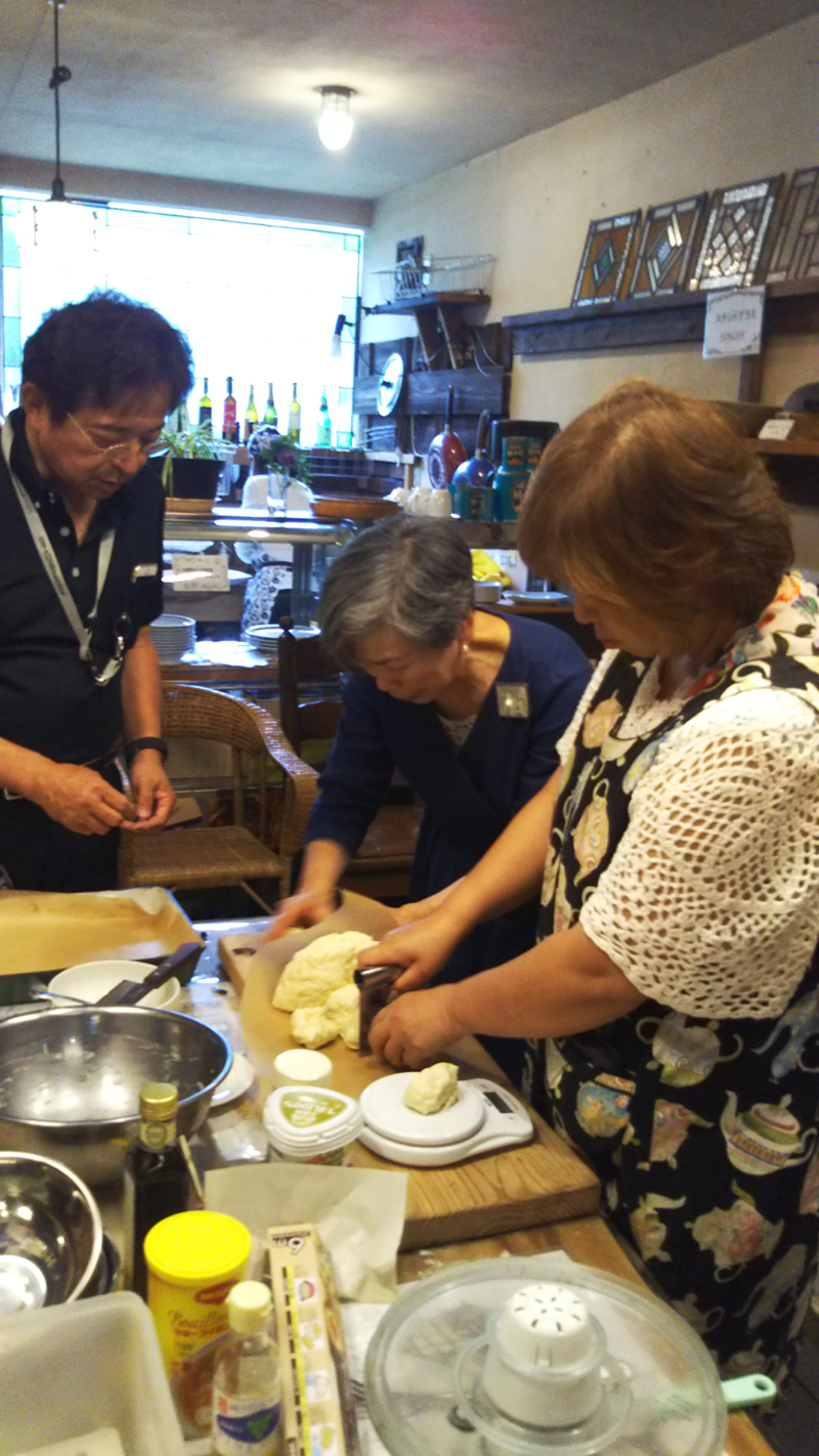 水野もと子先生の料理教室開催致しました13